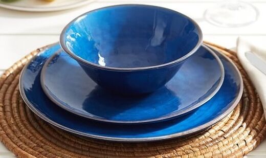 синій посуд для схуднення